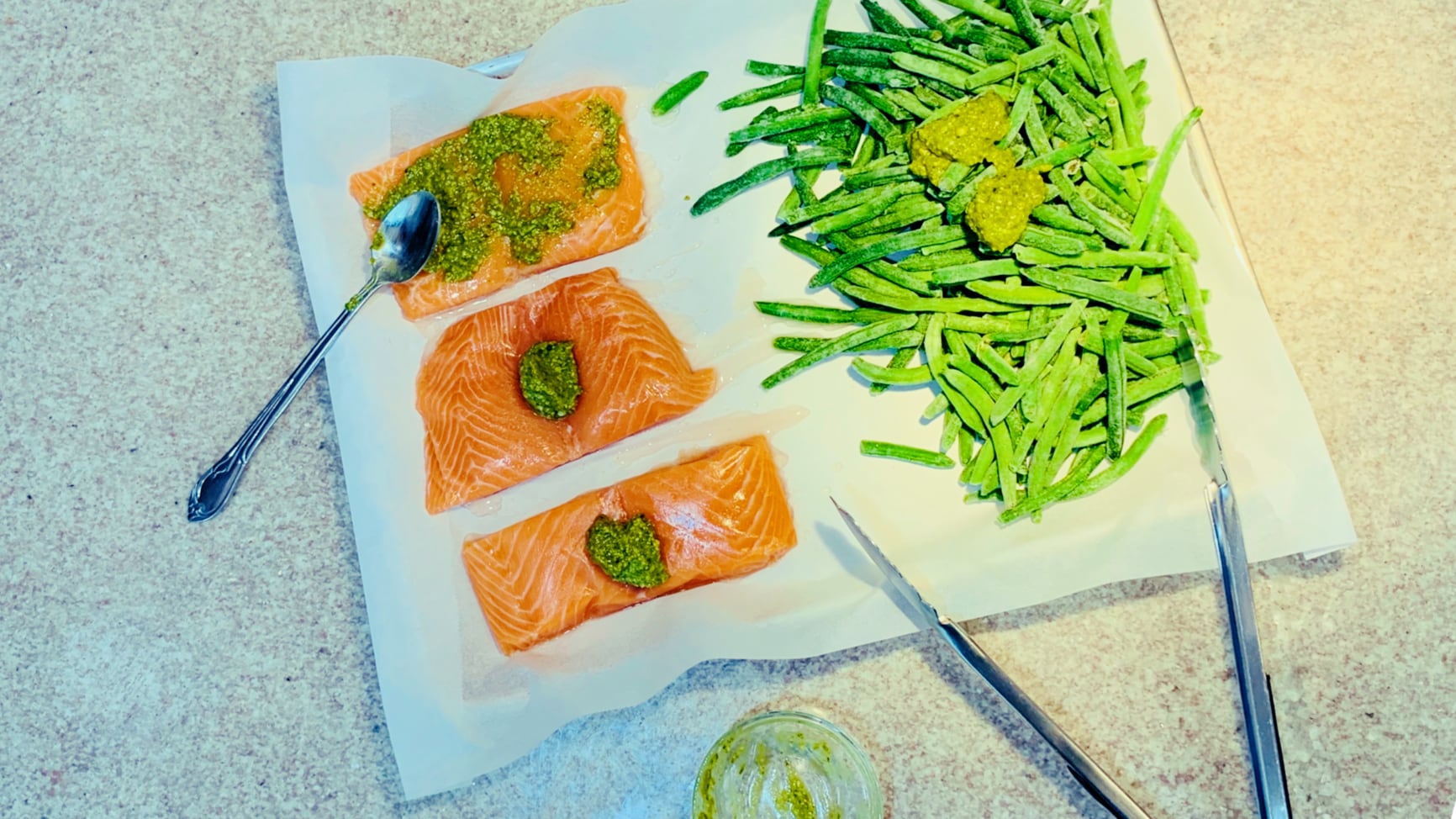 Salmon and Green Beans with Pesto